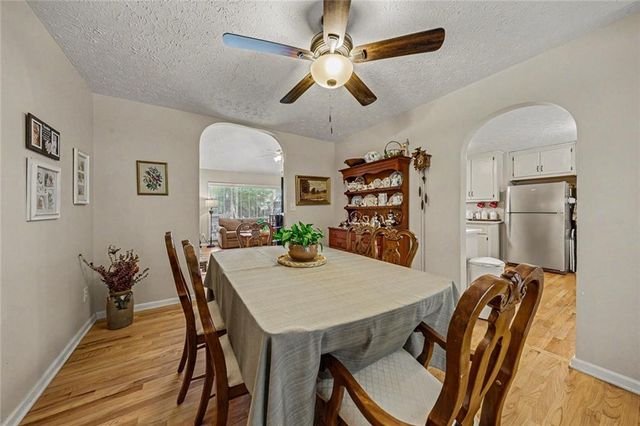 200 Taylors Farm Drive, Holly Springs, GA 30115