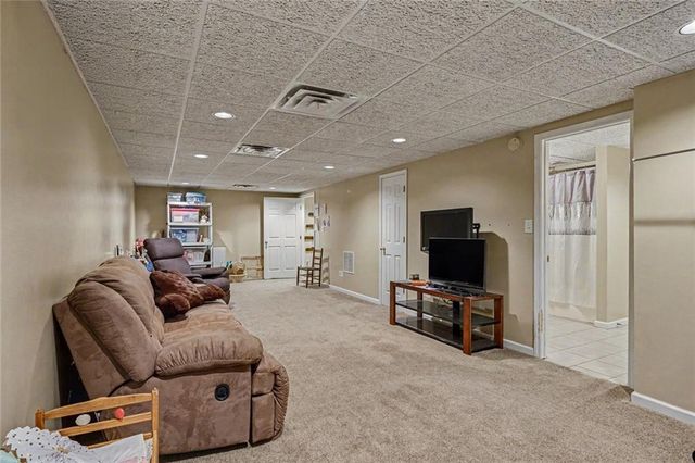200 Taylors Farm Drive, Holly Springs, GA 30115