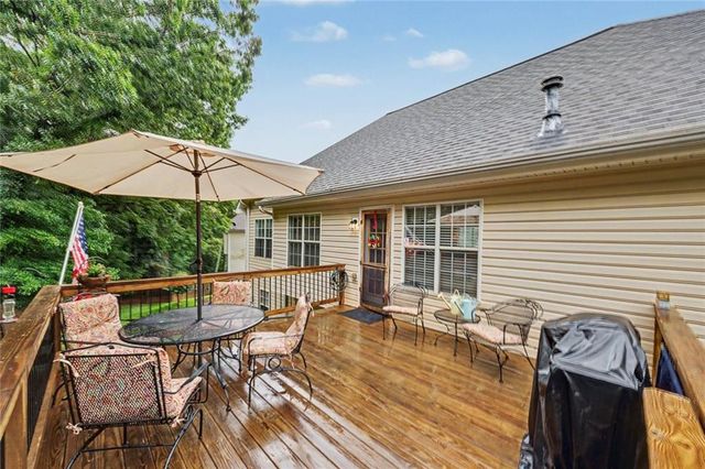 200 Taylors Farm Drive, Holly Springs, GA 30115