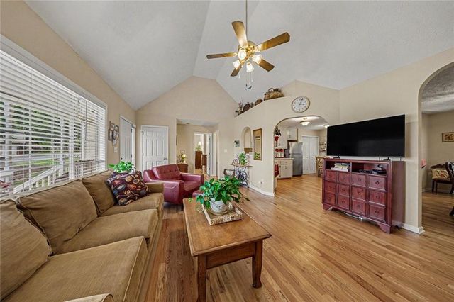 200 Taylors Farm Drive, Holly Springs, GA 30115