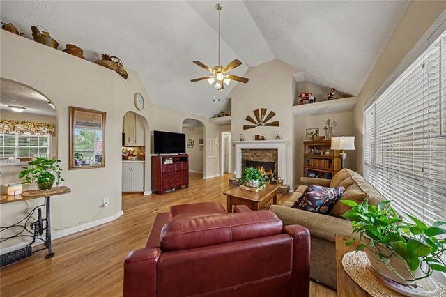200 Taylors Farm Drive, Holly Springs, GA 30115