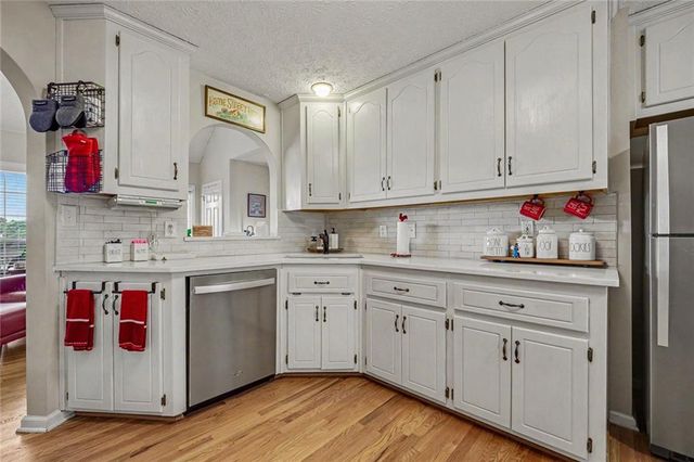 200 Taylors Farm Drive, Holly Springs, GA 30115