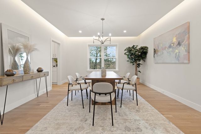 14 Benjamin Road, Lexington, MA 02421