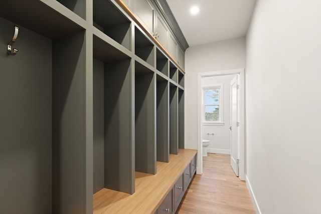 14 Benjamin Road, Lexington, MA 02421