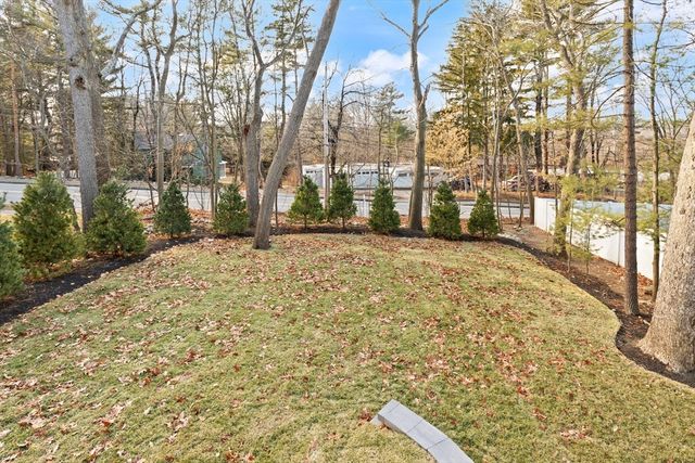 14 Benjamin Road, Lexington, MA 02421