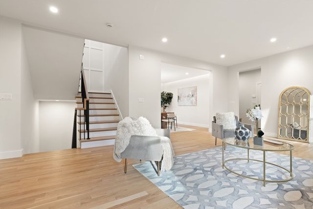 14 Benjamin Road, Lexington, MA 02421