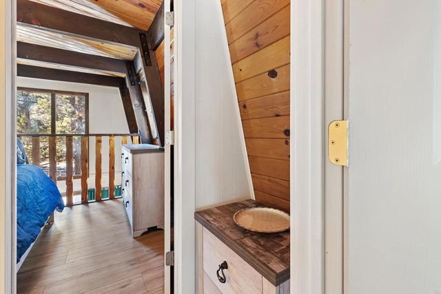 189 Moreno Ln Lane, Sugarloaf, CA 92386