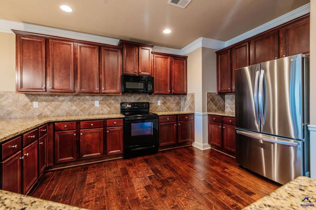 318 Haywood, Kathleen, GA 31047