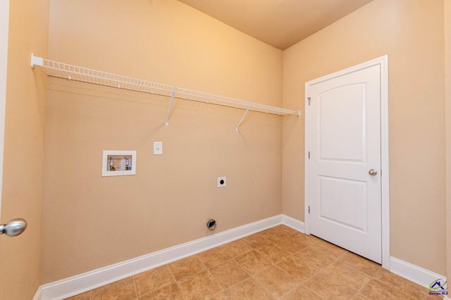 318 Haywood, Kathleen, GA 31047