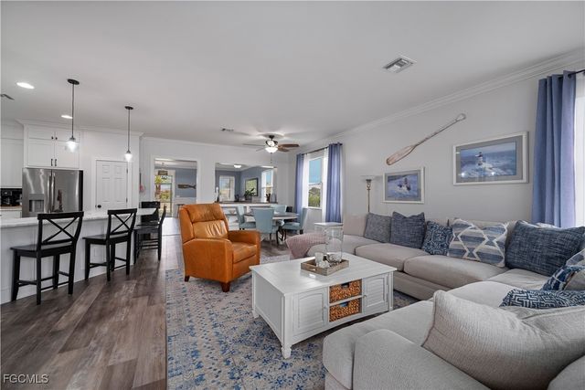 12741 SW Pembroke CIR S, Lake Suzy, FL 34269