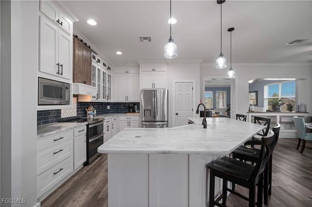 12741 SW Pembroke CIR S, Lake Suzy, FL 34269