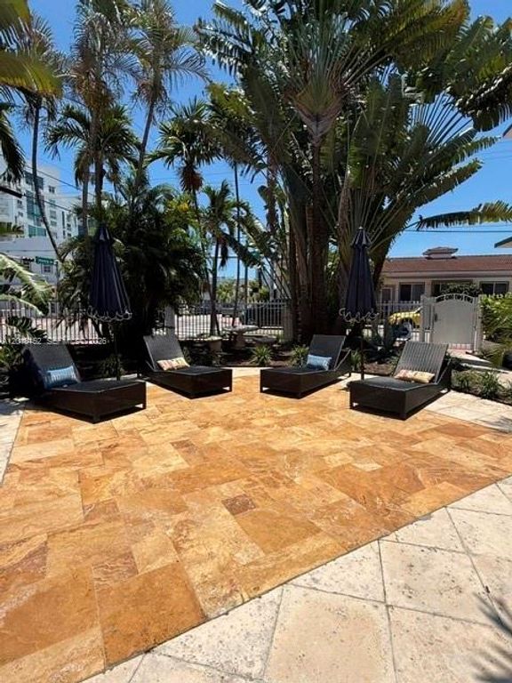 7710 Harding Ave 7, Miami Beach, FL 33141