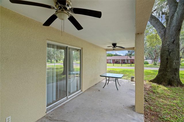 39784 MEADOWOOD LOOP, Zephyrhills, FL 33542