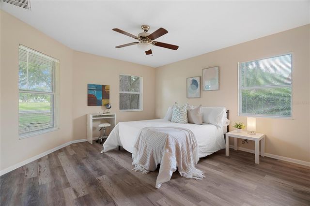 39784 MEADOWOOD LOOP, Zephyrhills, FL 33542