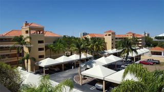 201 NW 7th St 408, Miami, FL 33136