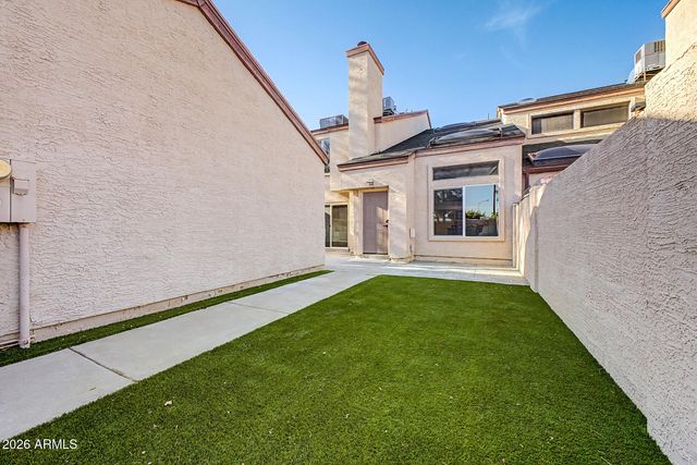 3302 E AIRE LIBRE Avenue 102, Phoenix, AZ 85032