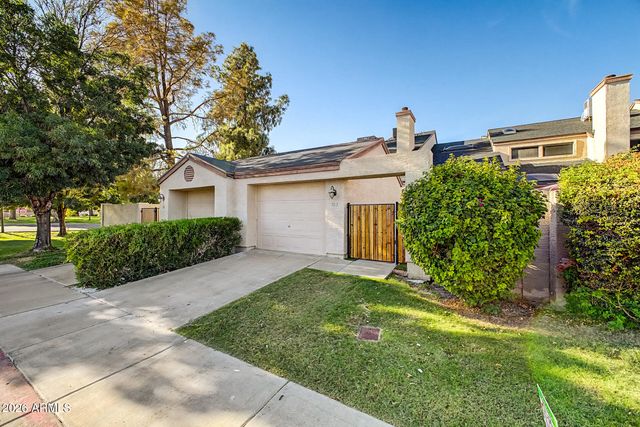 3302 E AIRE LIBRE Avenue 102, Phoenix, AZ 85032