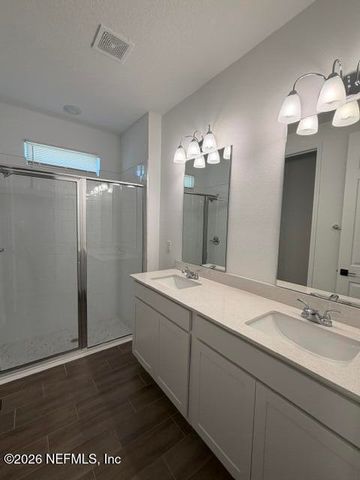 915 CEDAR SLOUGH Drive, Jacksonville, FL 32220