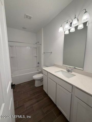 915 CEDAR SLOUGH Drive, Jacksonville, FL 32220