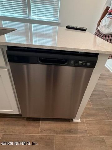 915 CEDAR SLOUGH Drive, Jacksonville, FL 32220