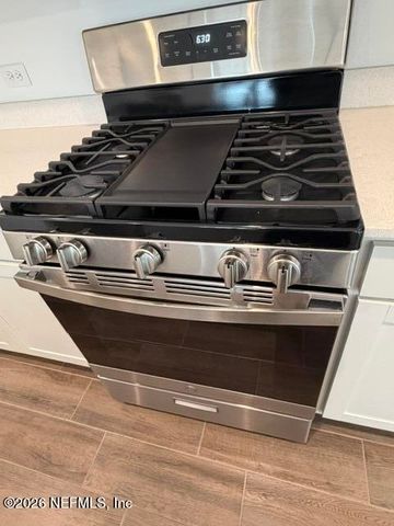 915 CEDAR SLOUGH Drive, Jacksonville, FL 32220