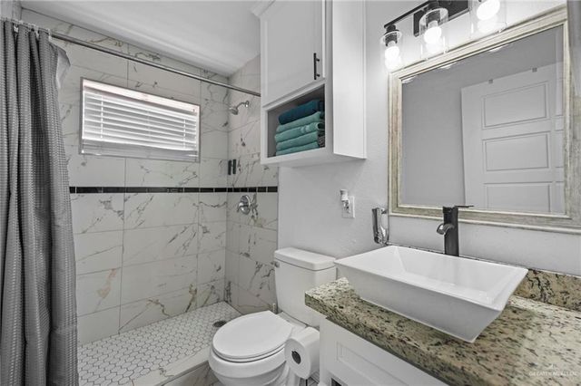 924 W Garner Street, Edinburg, TX 78541