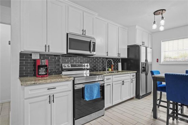 924 W Garner Street, Edinburg, TX 78541