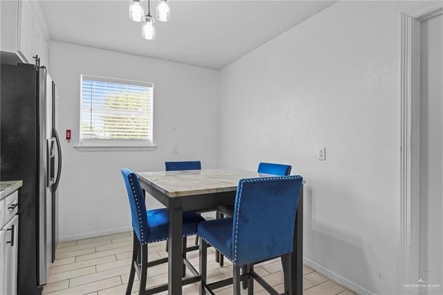 924 W Garner Street, Edinburg, TX 78541