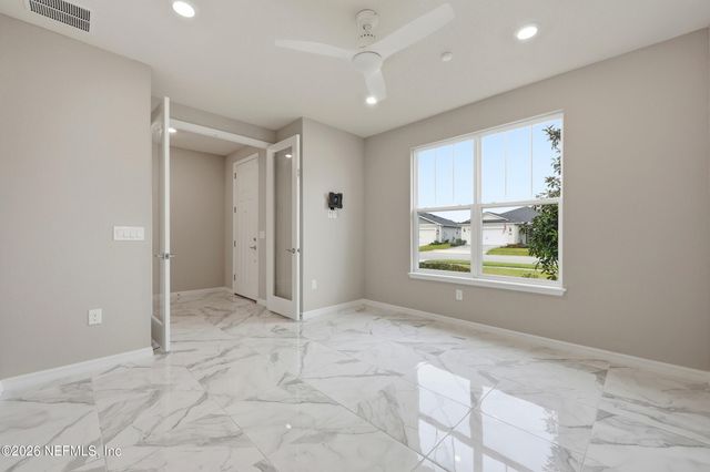 10821 TOWN VIEW Drive, Jacksonville, FL 32256