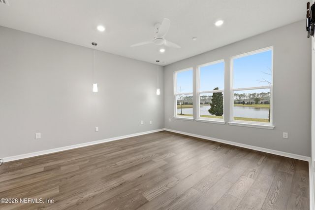 10821 TOWN VIEW Drive, Jacksonville, FL 32256