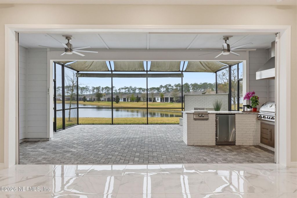 10821 TOWN VIEW Drive, Jacksonville, FL 32256