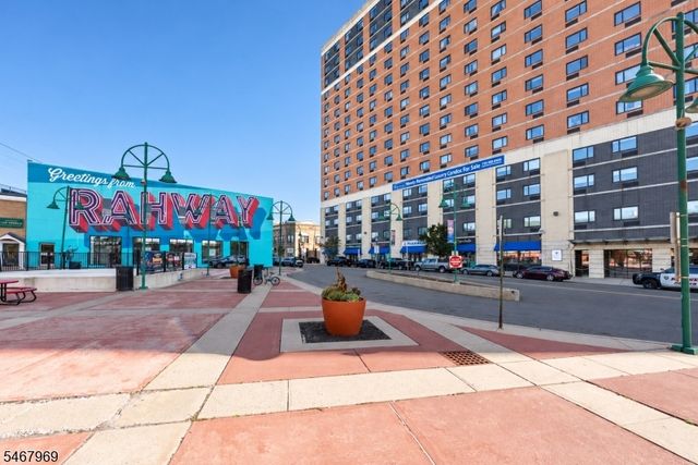 1 Carriage City Plz, 1118 1118, Rahway City, NJ 07065