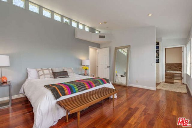 603 Vernon Avenue 2, Venice, CA 90291