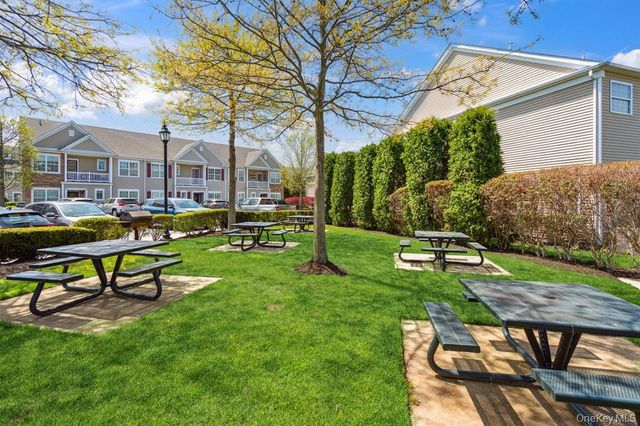 39 Southampton Drive, Massapequa, NY 11758