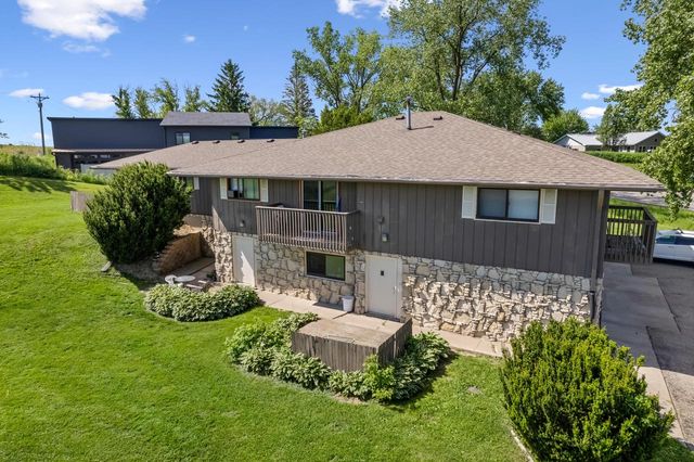 N2118 County Road F, La Crosse, WI 54601