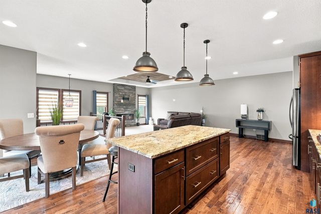 9509 W Kingfisher Dr Drive, Sioux Falls, SD 57107