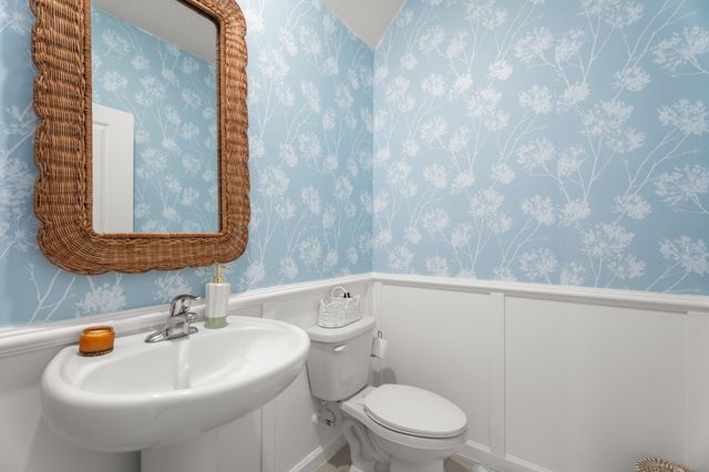 5612 SE Edgewater Circle, Stuart, FL 34997