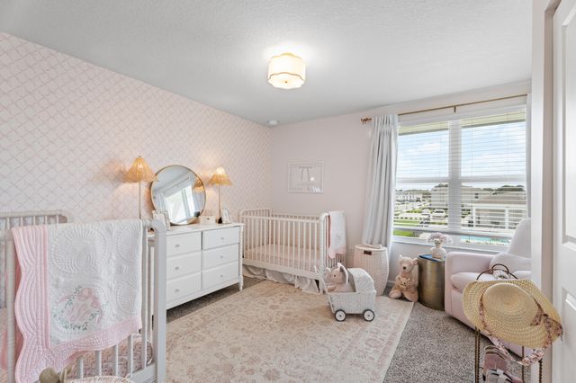 5612 SE Edgewater Circle, Stuart, FL 34997