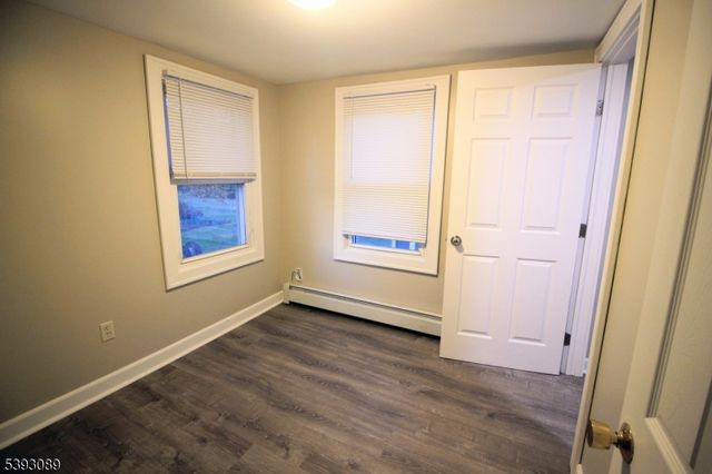 31 Stewart Pl, Fanwood Boro, NJ 07023