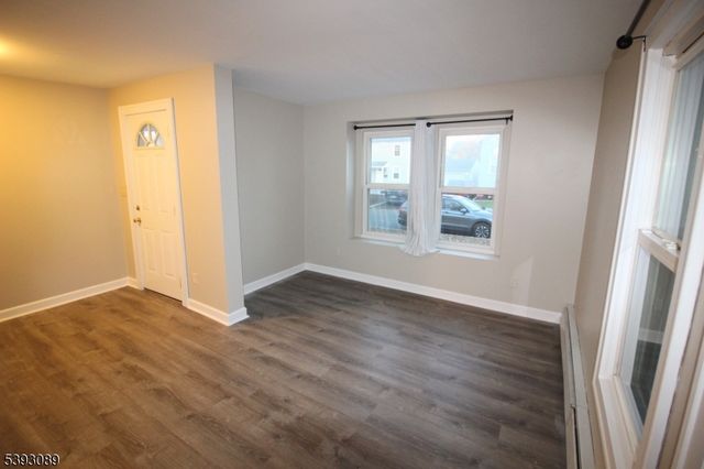 31 Stewart Pl, Fanwood Boro, NJ 07023