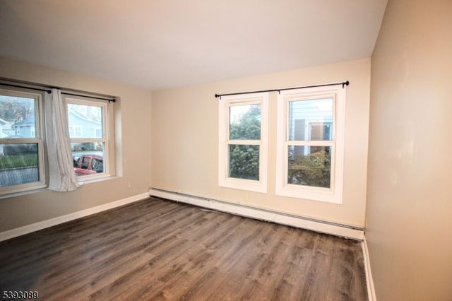 31 Stewart Pl, Fanwood Boro, NJ 07023