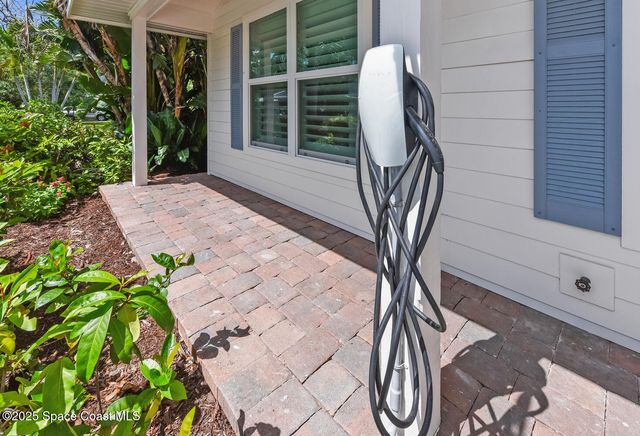 7 Lantana Lane, Sewalls Point, FL 34996