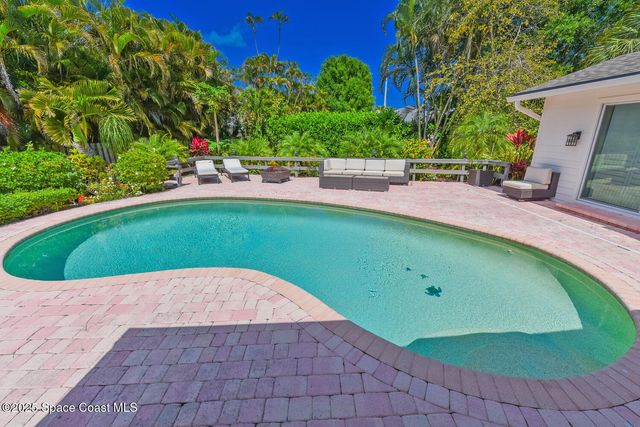 7 Lantana Lane, Sewalls Point, FL 34996