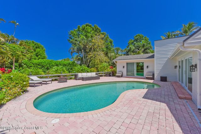 7 Lantana Lane, Sewalls Point, FL 34996