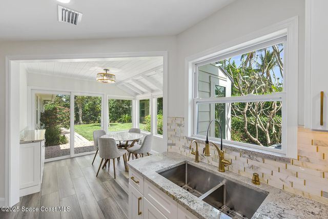 7 Lantana Lane, Sewalls Point, FL 34996