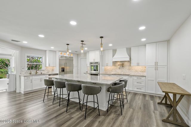 7 Lantana Lane, Sewalls Point, FL 34996
