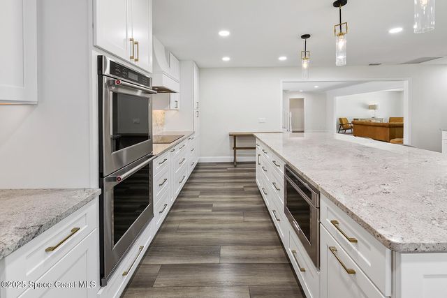 7 Lantana Lane, Sewalls Point, FL 34996