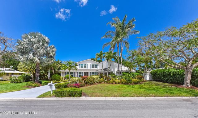 7 Lantana Lane, Sewalls Point, FL 34996