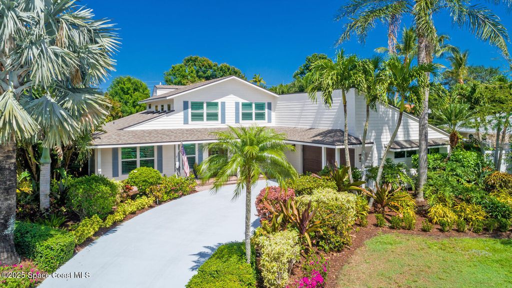 7 Lantana Lane, Sewalls Point, FL 34996