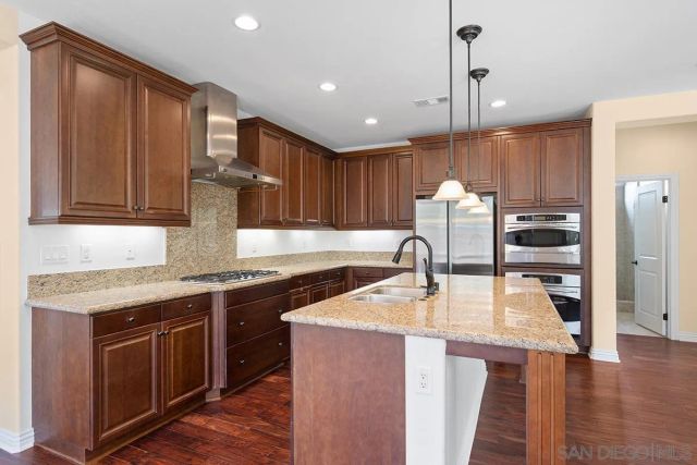 6275 Silver Bush Creek St, San Diego, CA 92130